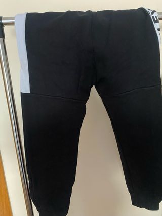 Pantalón deportivo niño Sisley