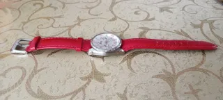 Reloj Lotus Mujer Correa Roja y Detalles Rosas