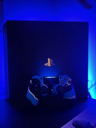PS4 Pro 1TB Negra 