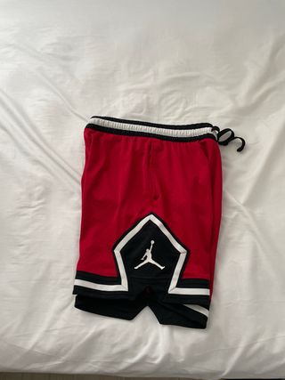 Pantalón corto Jordan rojo Talla S