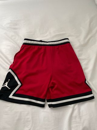 Pantalón corto Jordan rojo Talla S