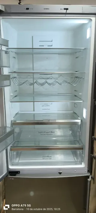 Nevera Combi Siemens
NO FROST ENERGÍA A+