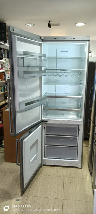 Nevera Combi Siemens
NO FROST ENERGÍA A+