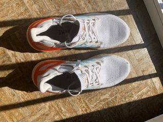 Adidas Ultraboost 20 - Blanco/Naranja