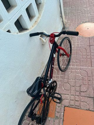 Bici BMX Micro 18” Roja y Negra