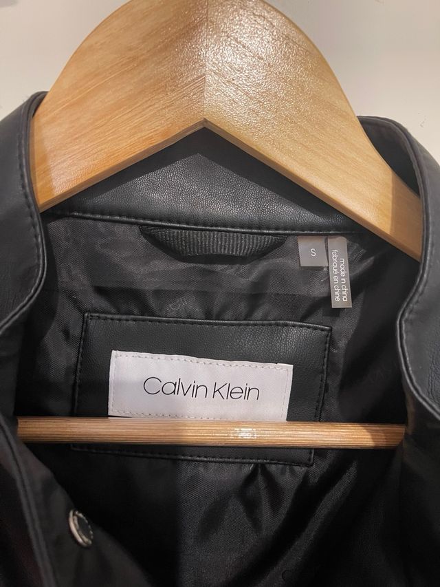 Cazadora Calvin Klein