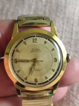 2 Relojes de Pulsera Rival vintage acero / dorado