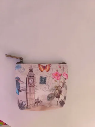 Monedero estampado Londres y flores