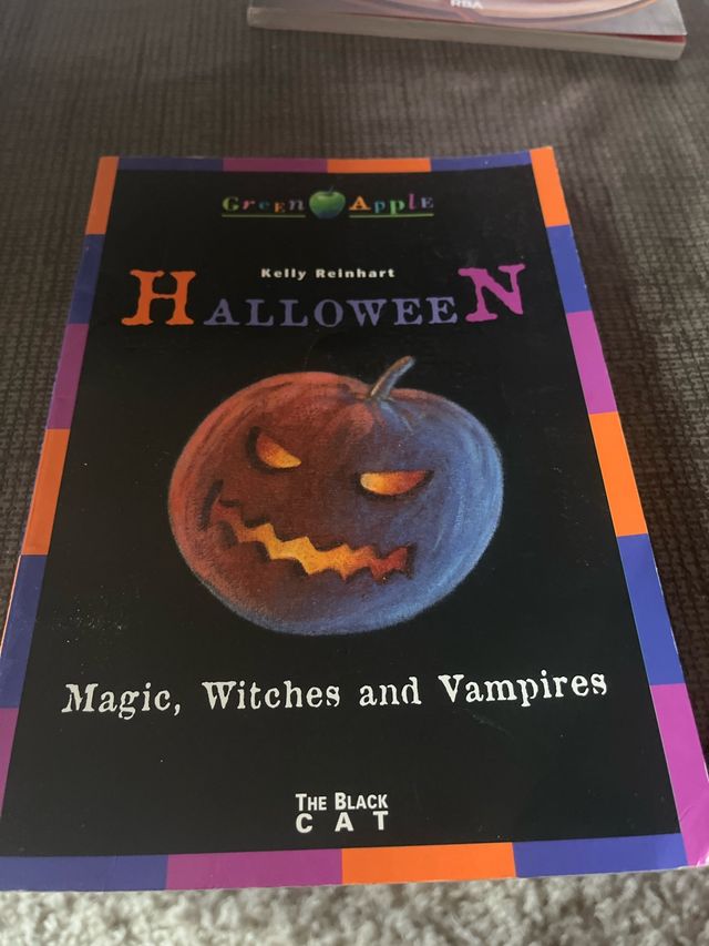 Halloween... Magic, Witches and... Book + CD