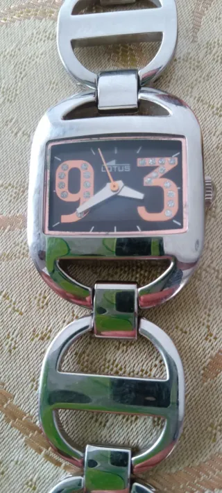 Reloj Lotus Acero Inoxidable Negro