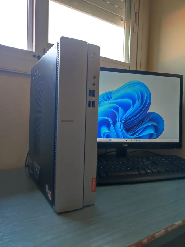 Ordenador Lenovo AMD 16GB RAM DDR4 Win11