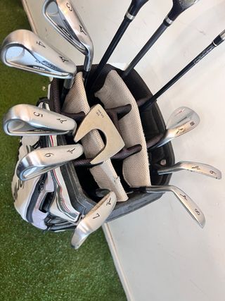 Set de Palos de Golf MIZUNO MX-25 con bolsa TAYLOR