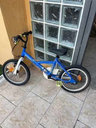 Bicicleta infantil azul