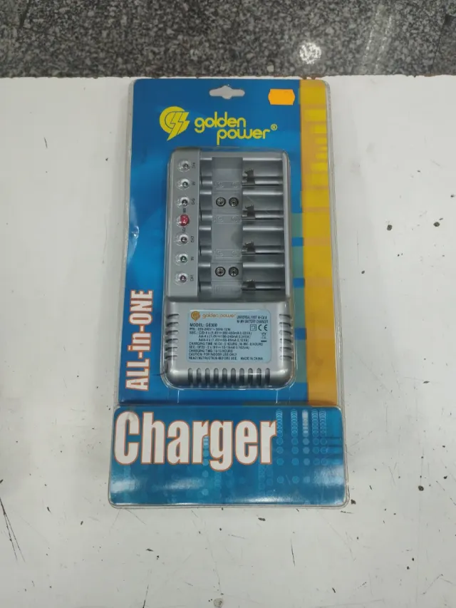 Cargador Pilas Golden Power Universal