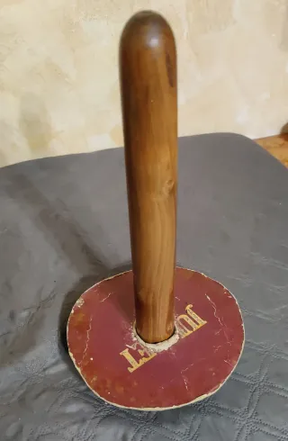 Fuso in legno per bobinatore vintage