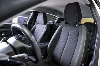 Peugeot 308   5P Active Pack BlueHDi 130 SS EAT8 