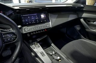 Peugeot 308   5P Active Pack BlueHDi 130 SS EAT8 
