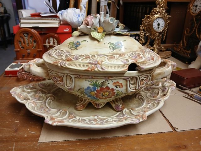 Centro de mesa Oya cerámica floral