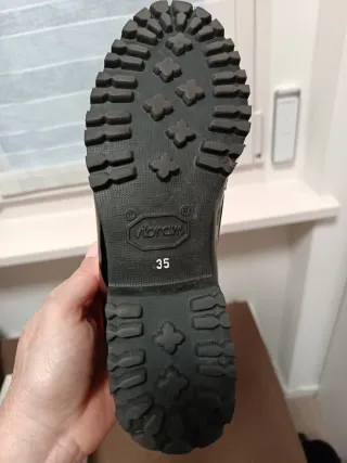 Scarpe vernice nere donna