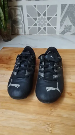 Botas de fútbol Puma niño Talla 31