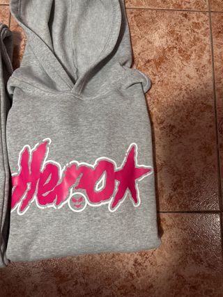 Chándal gris y fucsia talla M