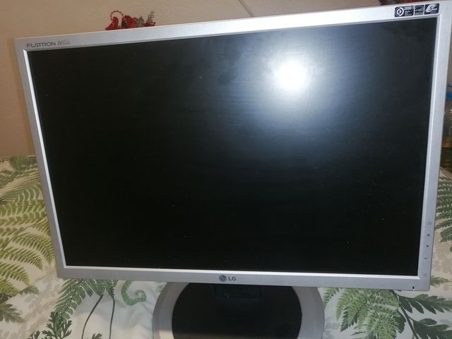 Monitor LG Flatron Wide 19''