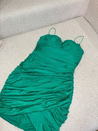 Vestido verde fiesta, corto. talla L 
