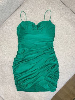 Vestido verde fiesta, corto. talla L 