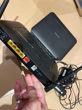 Router Movistar Fibra Óptica Negro