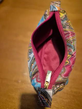 Beauty case necessaire Etro, nuovo mai usato