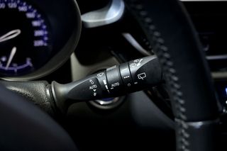 Toyota C-HR   1.8 125H Advance 
