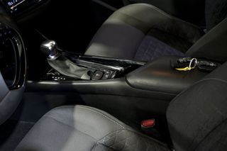 Toyota C-HR   1.8 125H Advance 