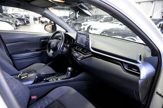 Toyota C-HR   1.8 125H Advance 