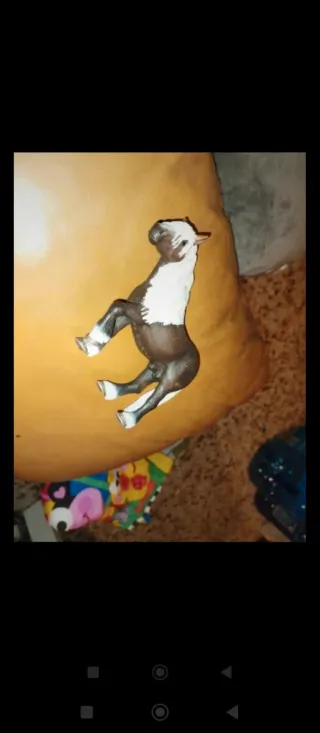 Muñeco caballo blanco