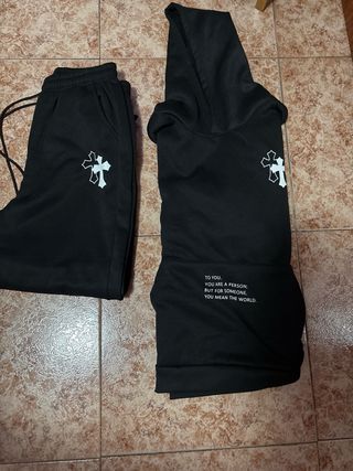 Chándal negro hombre con logo