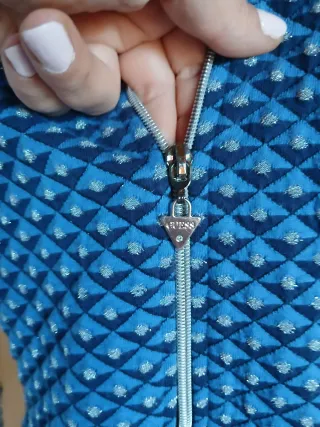 Guess Abito Fantasia Geometrica invernale 
