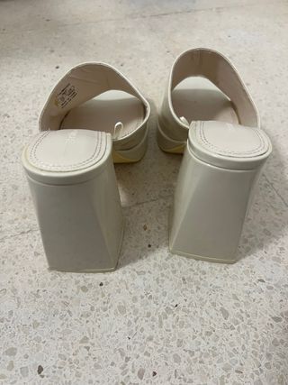 Tacones Bershka Talla 37