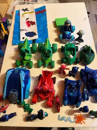 Lote Figuras i vehiculos pj mask