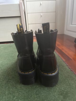 Botas Dr. Martens plataforma marrones