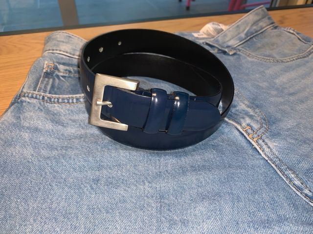 Cinturón Roberto Bellido azul piel