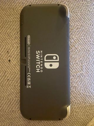 Nintendo Switch Lite + gioco Mario galaxy e party