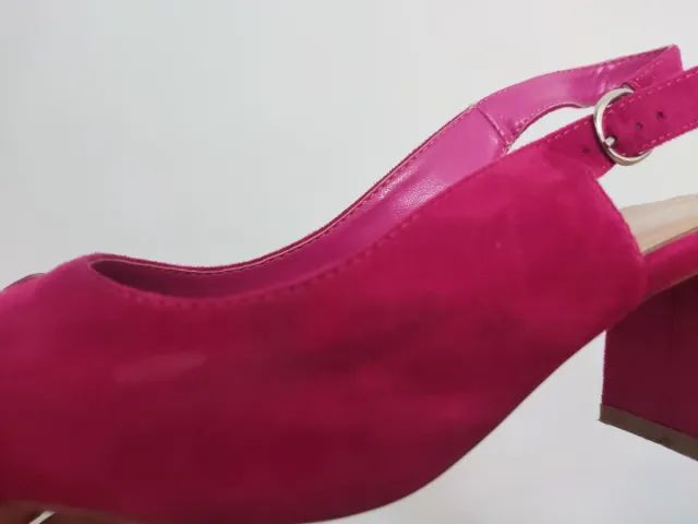 Zapatos de tacón rosa