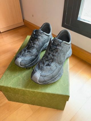 Zapatillas Gucci Run Monogram Grises