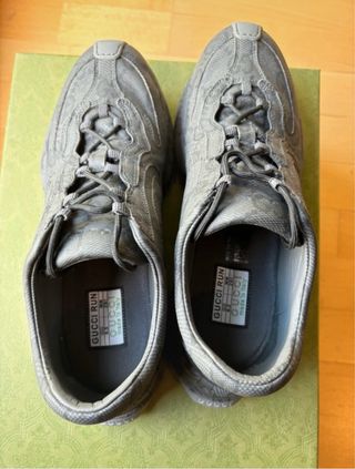 Zapatillas Gucci Run Monogram Grises