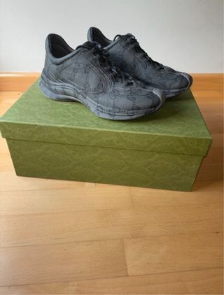 Zapatillas Gucci Run Monogram Grises