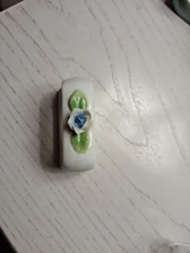 Servilleteros de porcelana con flores