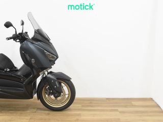 YAMAHA XMAX 300