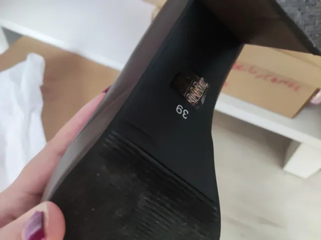 Botas de tacón marrón