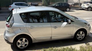 Renault Scenic 2015