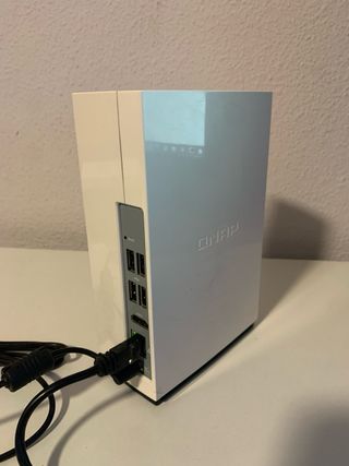 Disco NAS Qnap TAS-168 NAS+ANDROID  con 2TB